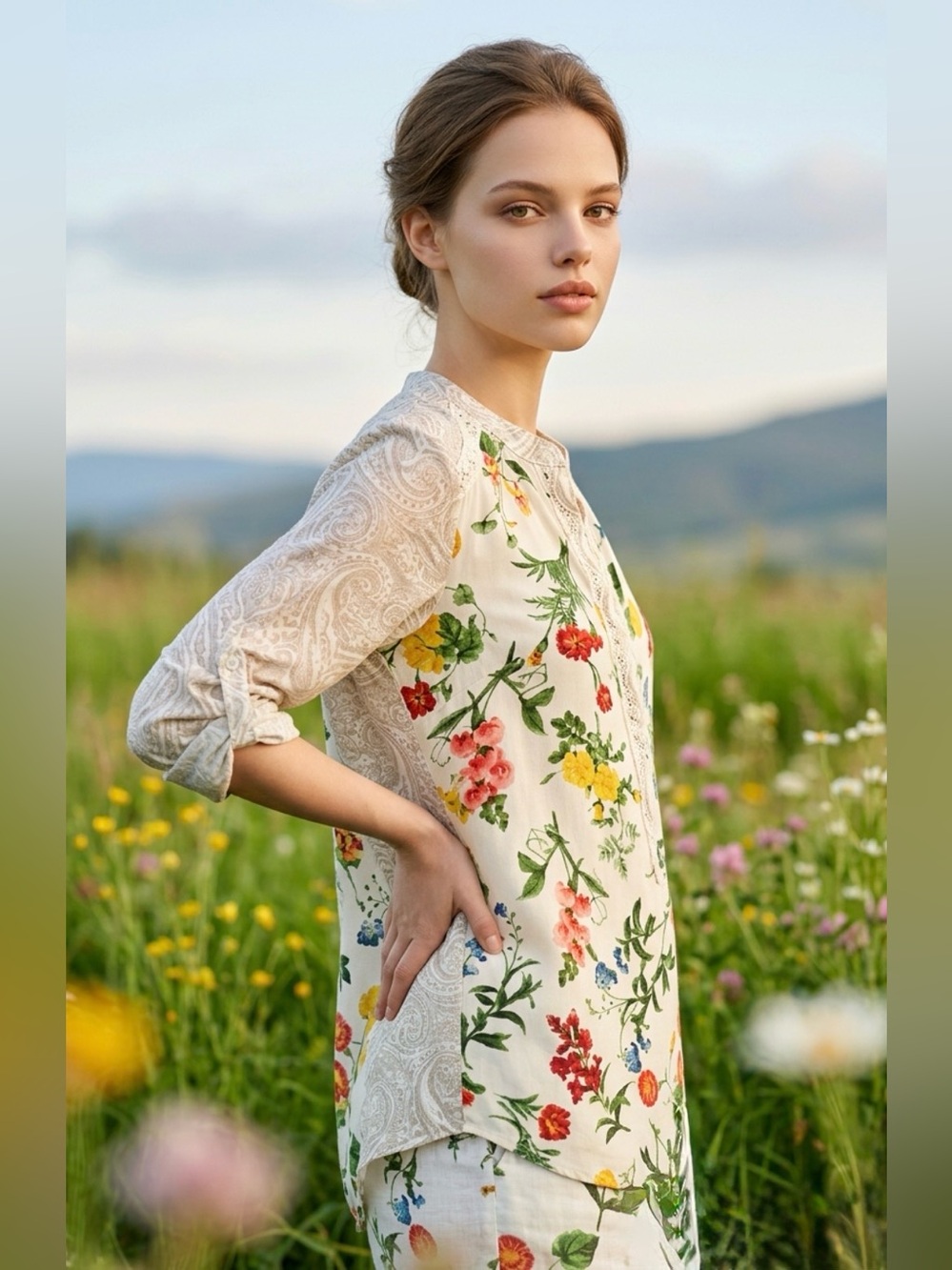 Anthropologie tiny EFFIE Wildflower
Garden Floral blouse … - Picture 1 of 5